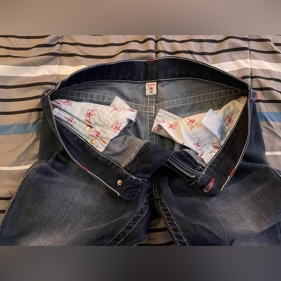 -(SOLD)-
True Religion Jeans Sz 32 - Picture 3 of 5